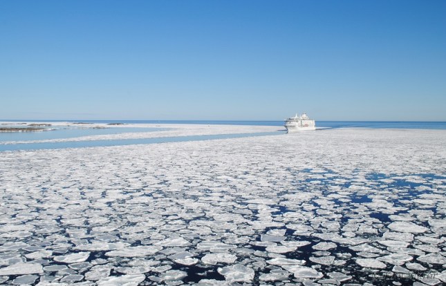 Baltic Princess och Eckerö 527 - Kopia