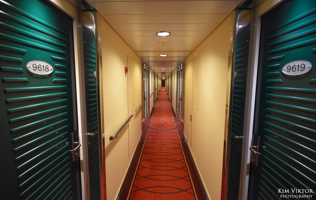 Cabin corridor 2019
