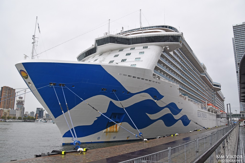 Regal Princess i Engelska&nbsp;kanalen